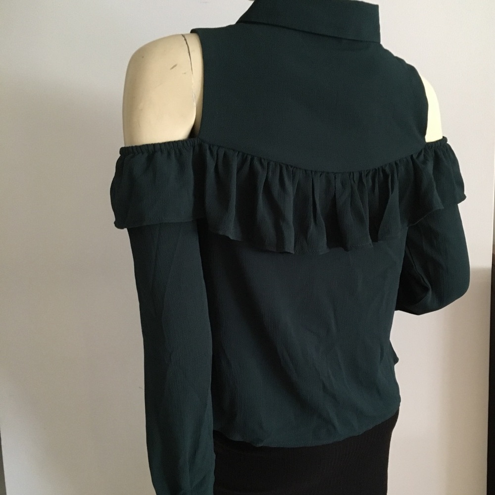 Ruffled Cold Shoulder Collared Button Do - image 3
